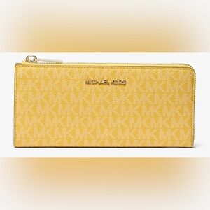 Michael Kors jet set travel large signature logo quarter zip wallet